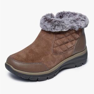 Skechers Brown Quilted Fur-Lined Boots size 6.5